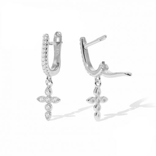 Pendientes Cruz Plata de ley 925. Pendientes de cruz plata plateados con charm en forma de cruces con circonitas.