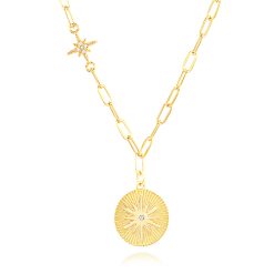 Colgante Medallón Brillantes Oro. Collar de cadena dorado con medallón y estrella con circonitas. Plata de ley 925 bañada en oro 18k y circonitas.