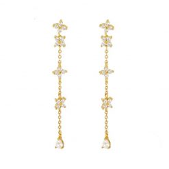 Pendientes Largos Flor Oro para fiesta evento. Sofisticados. De oro con diamantes circonitas en forma de pétalos de flor.