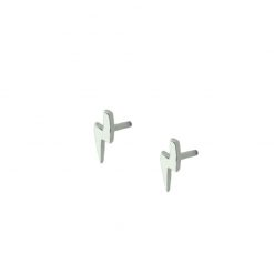 Pendientes pequeños Mini Rayo Plata son perfectos como joya minimalista. Pendientes mini en forma de rayo de Plata.