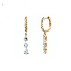 Pendientes Largos Cascada Oro. Preciosos aritos con diamantes que cuelgan. Pendientes largos de aro de Plata con colgante de diamantes.