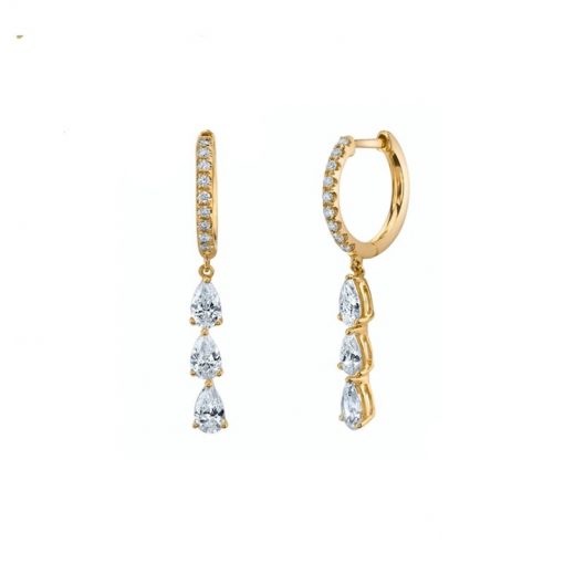 Pendientes Largos Cascada Oro. Preciosos aritos con diamantes que cuelgan. Pendientes largos de aro de Plata con colgante de diamantes.