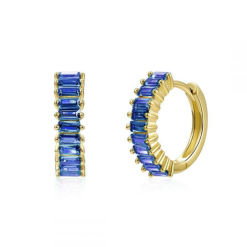 Pendientes Aro Azul Oro con piedras de colores. Pendientes de Aro hechos en plata de ley 925 bañados en oro 18k con circonitas azules.