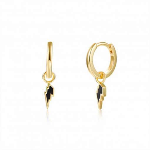 Pendientes Aro Rayo Lila Oro. Aros dorados de plata de ley chapada en oro 18 k con charm colgante de rayo esmaltado en color negro.