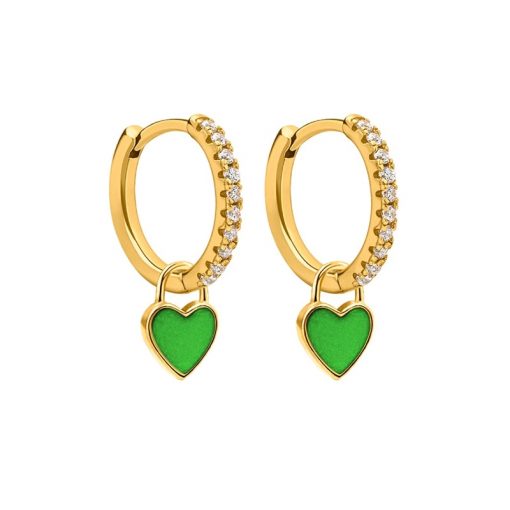 Pendientes Aro Corazón Verde Oro ideales. Aros dorados con piedras circonitas y charm colgante en forma de corazón amarillo.