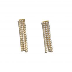 Pendientes Borla Oro son un cañón de luz. Pendientes largos de boda y fiesta en oro con diamantes. Delicados y elegantes.